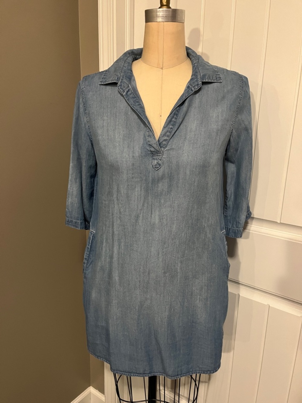 Elan Light Blue Chambray Denim Tunic Midi Dress
